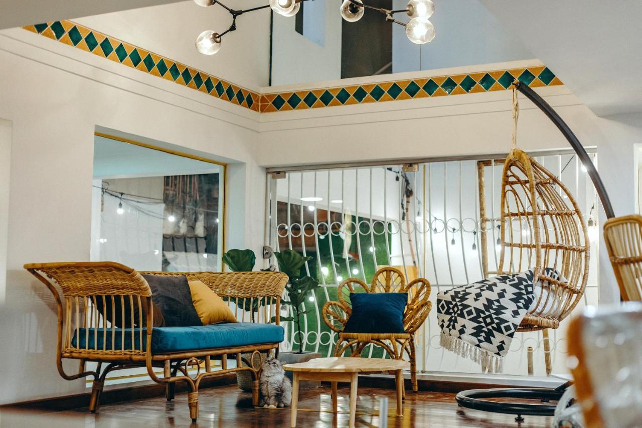 Chilla Palace Homestay Ho Chi Minh City Bagian luar foto