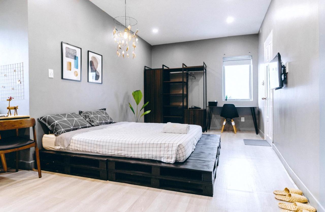 Chilla Palace Homestay Ho Chi Minh City Bagian luar foto